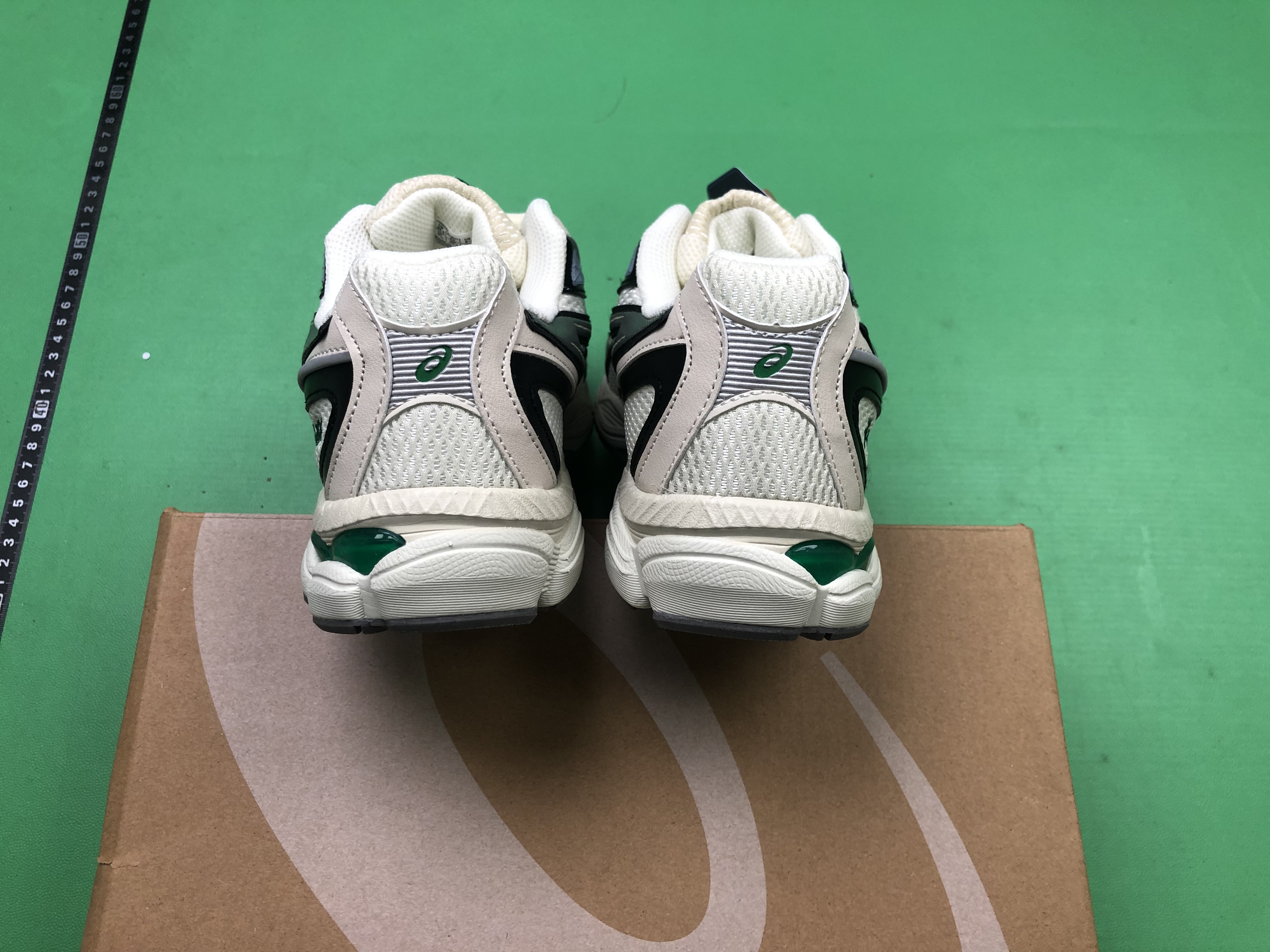 ASICS GEL-NYC 2055