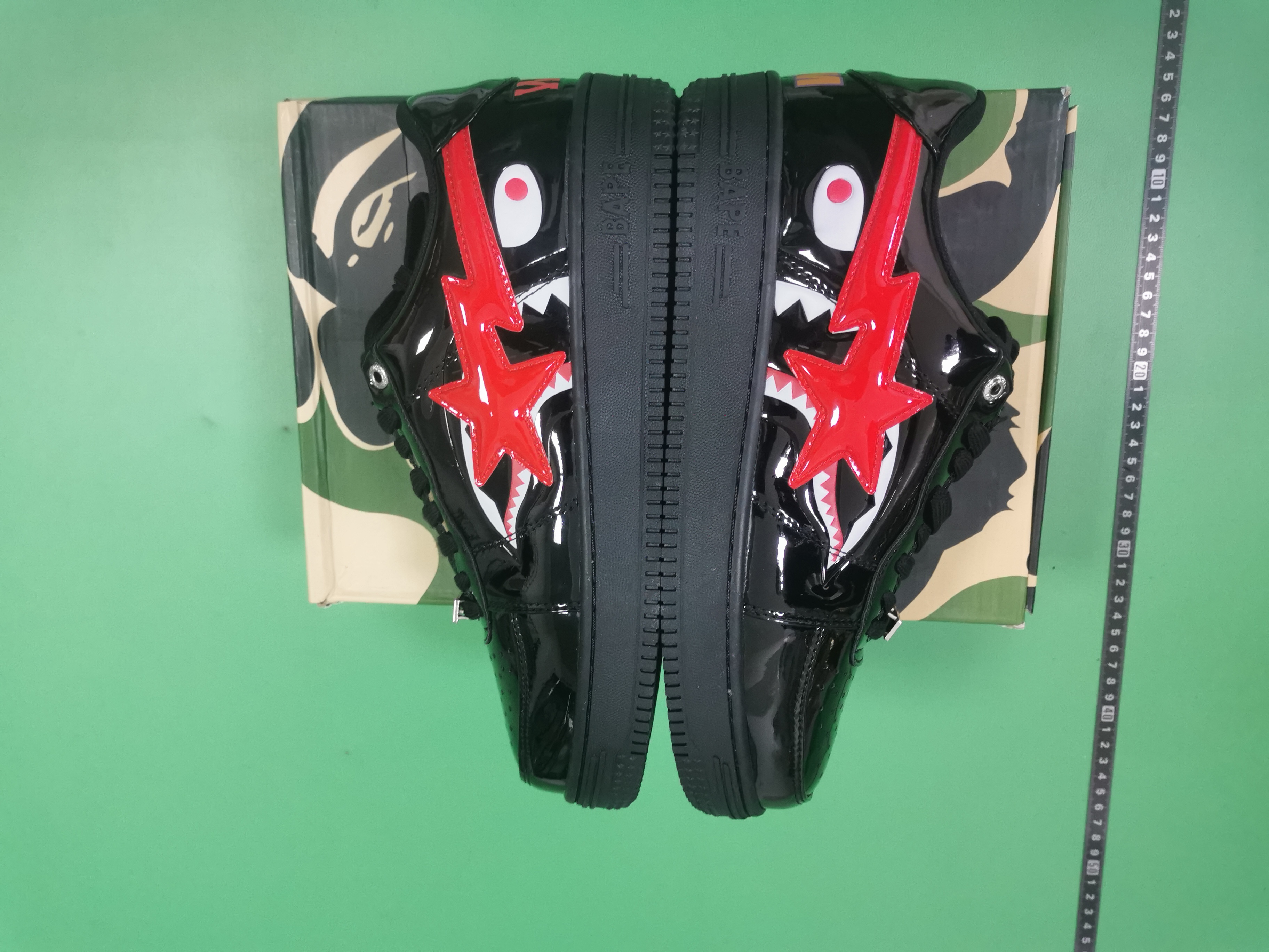 BAPE shoe