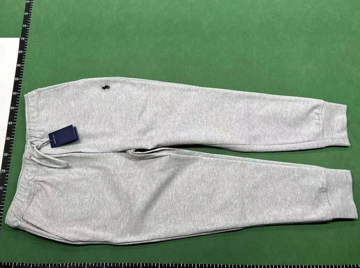 Hoodies/Sweaters