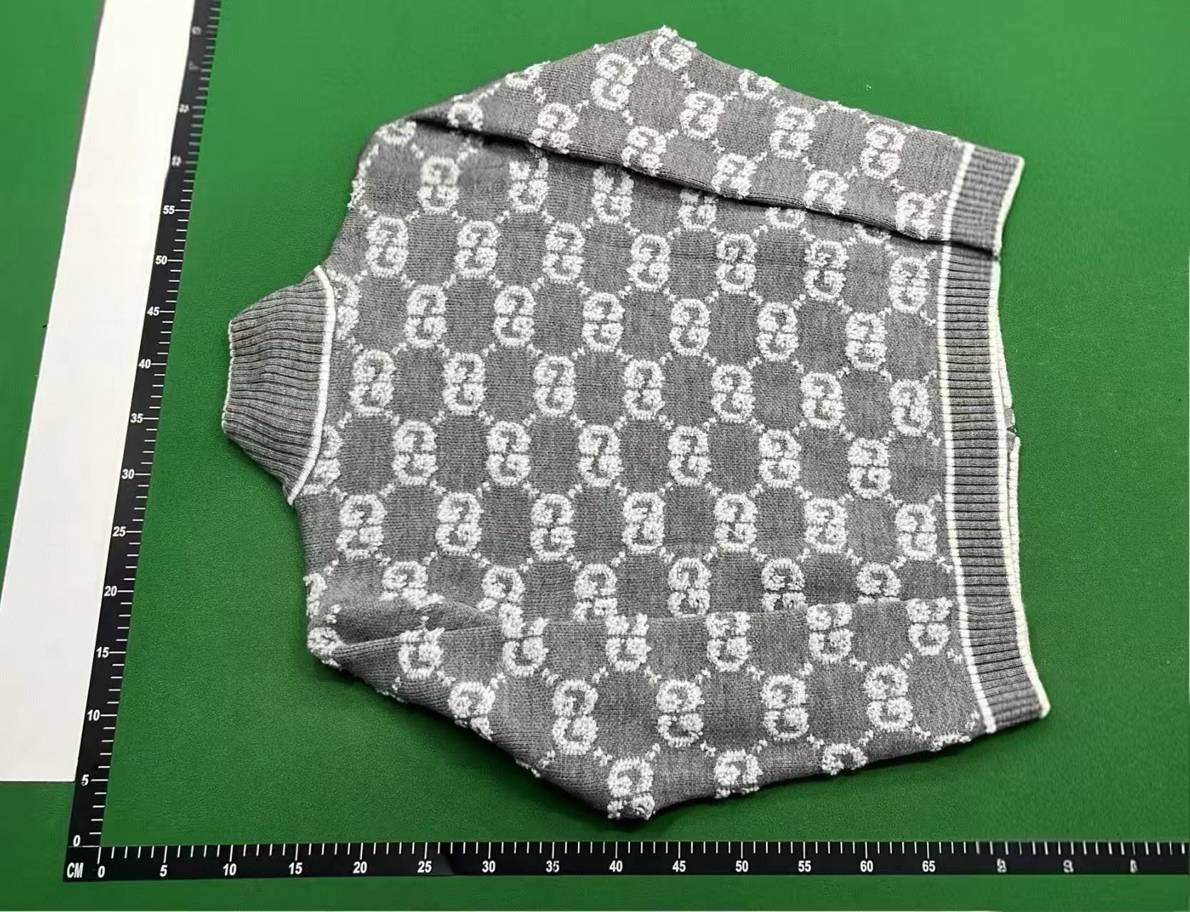 Gucci sweater jacket