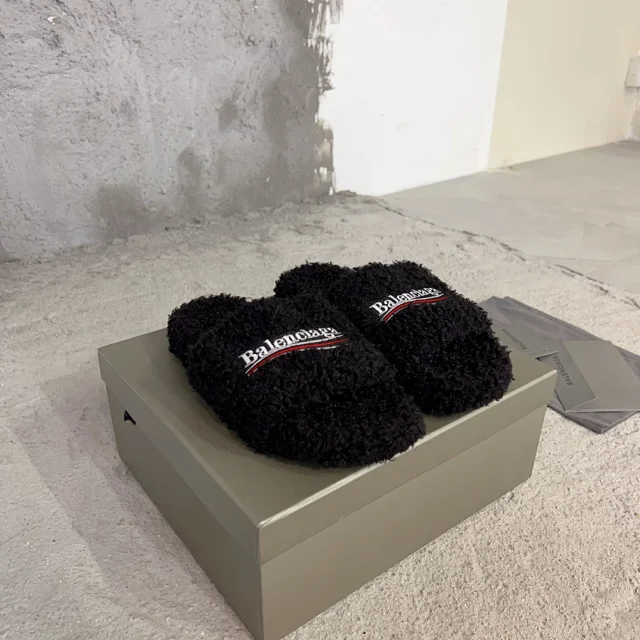 Balenciaga fluffy slippers