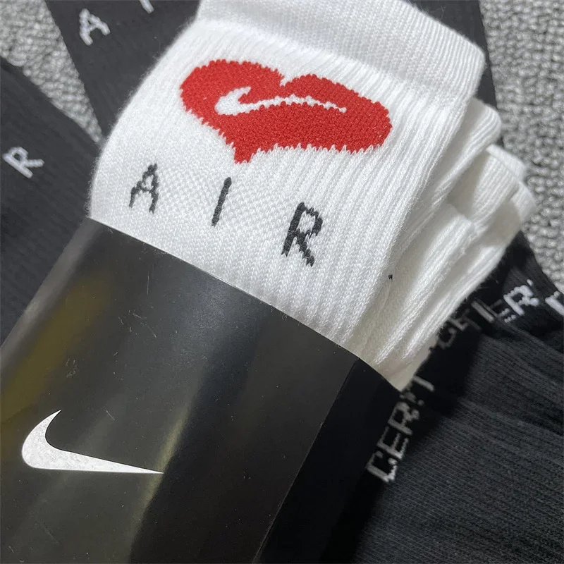 NIKE socks