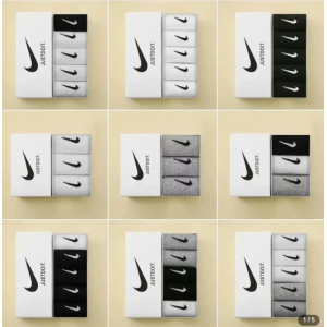 Fashionable warm socks